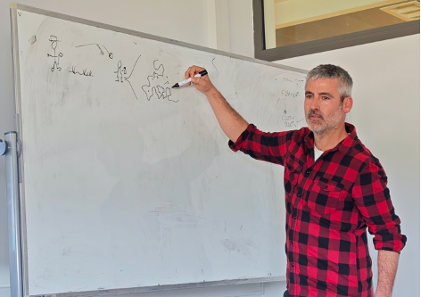 Brainstorming for the development of a science communication video on host–microbe interactions within the ROOT BENEFIT framework.